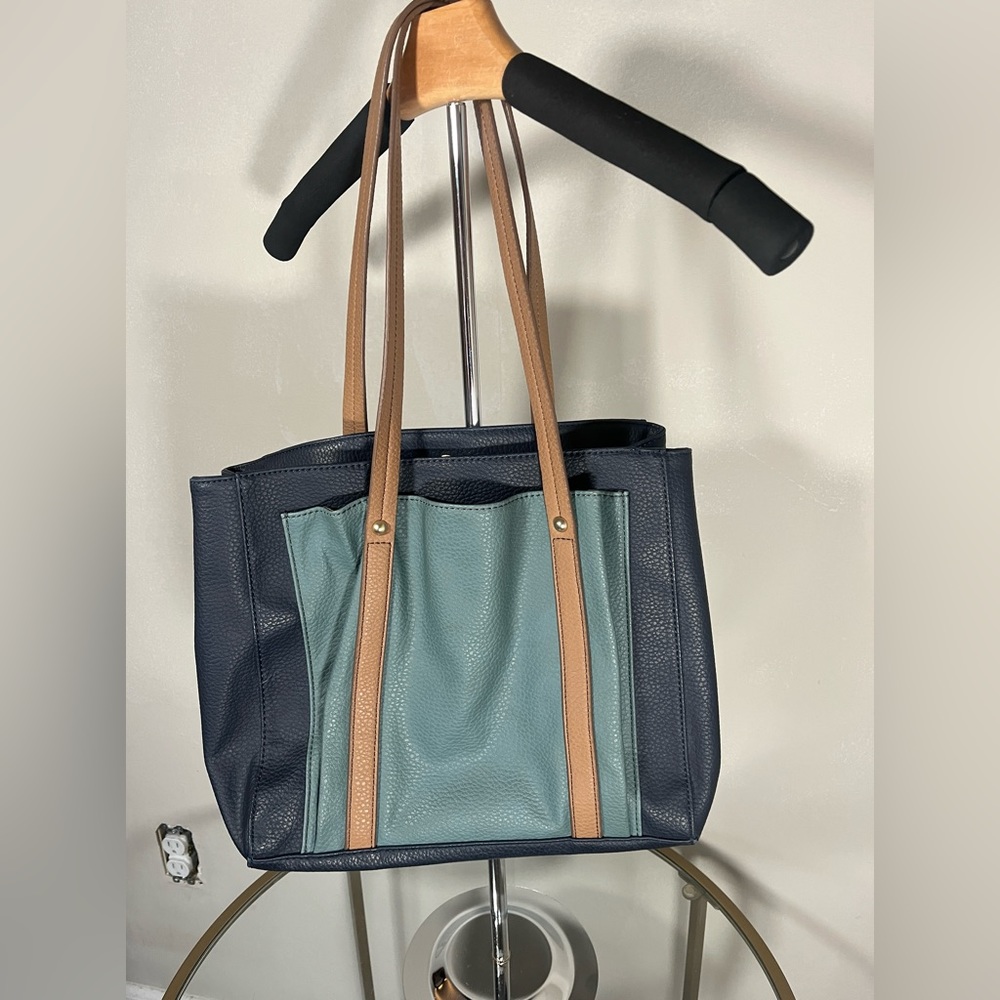 Vintage Relic Hobo Bag
